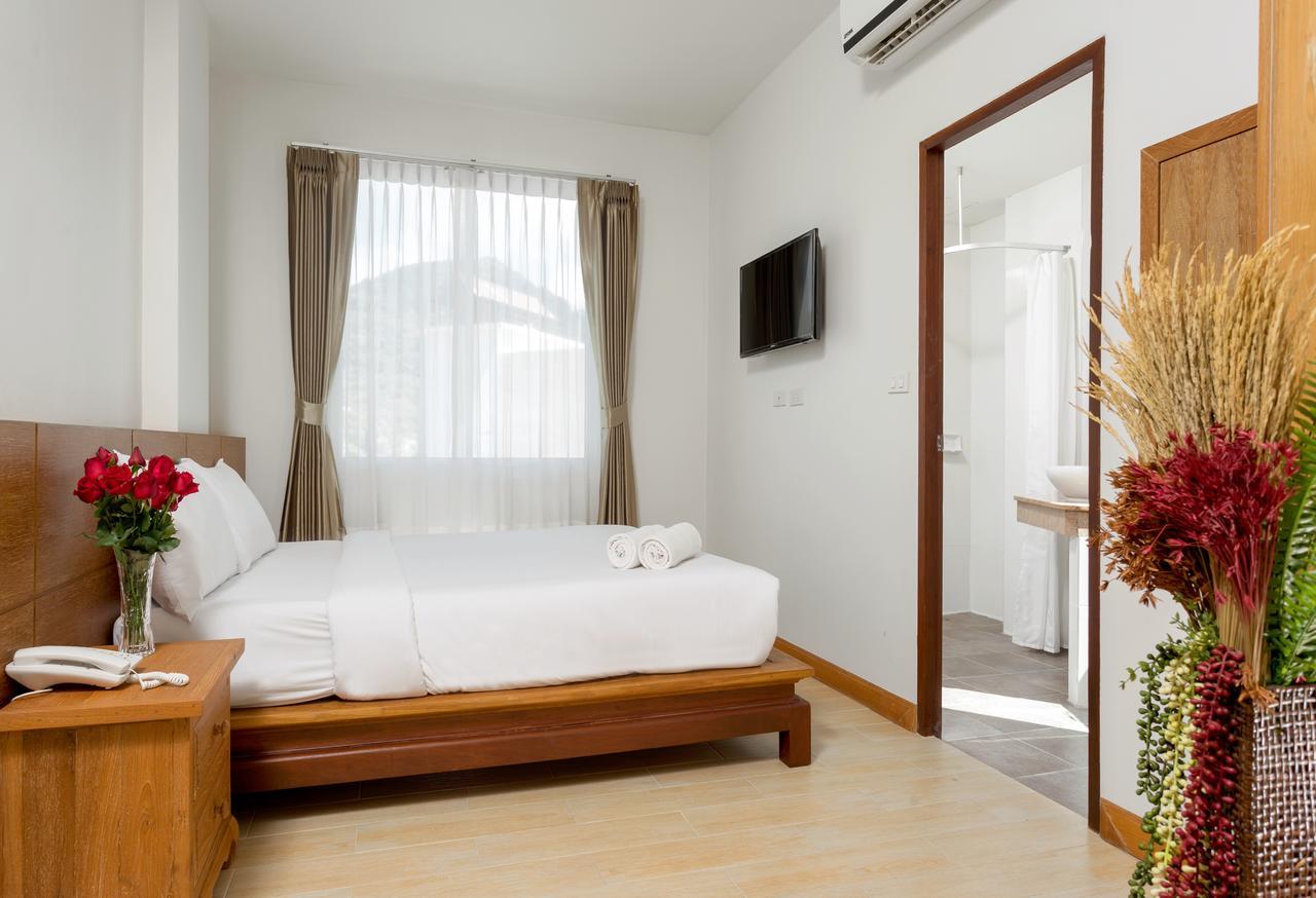 Asia Express Hotel Kathu Exterior photo